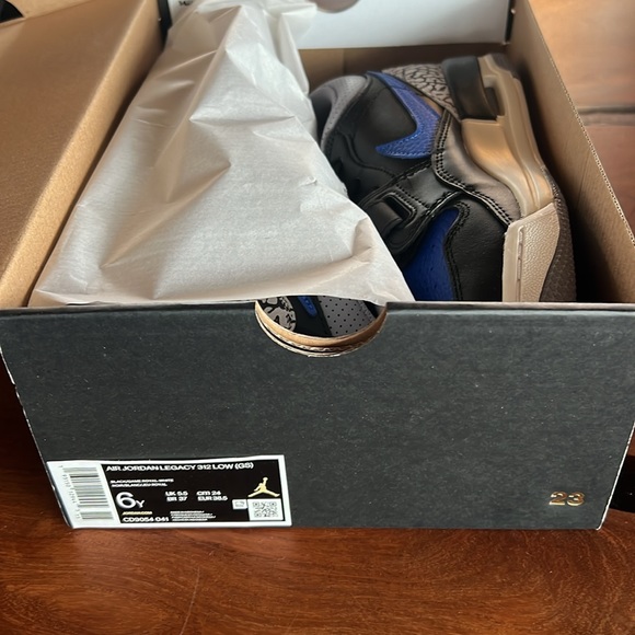 Air Jordan Legacy 312 Low - Picture 4 of 5